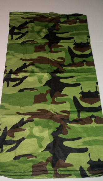 Green Camouflage face shield bandana - Picture 5 of 6